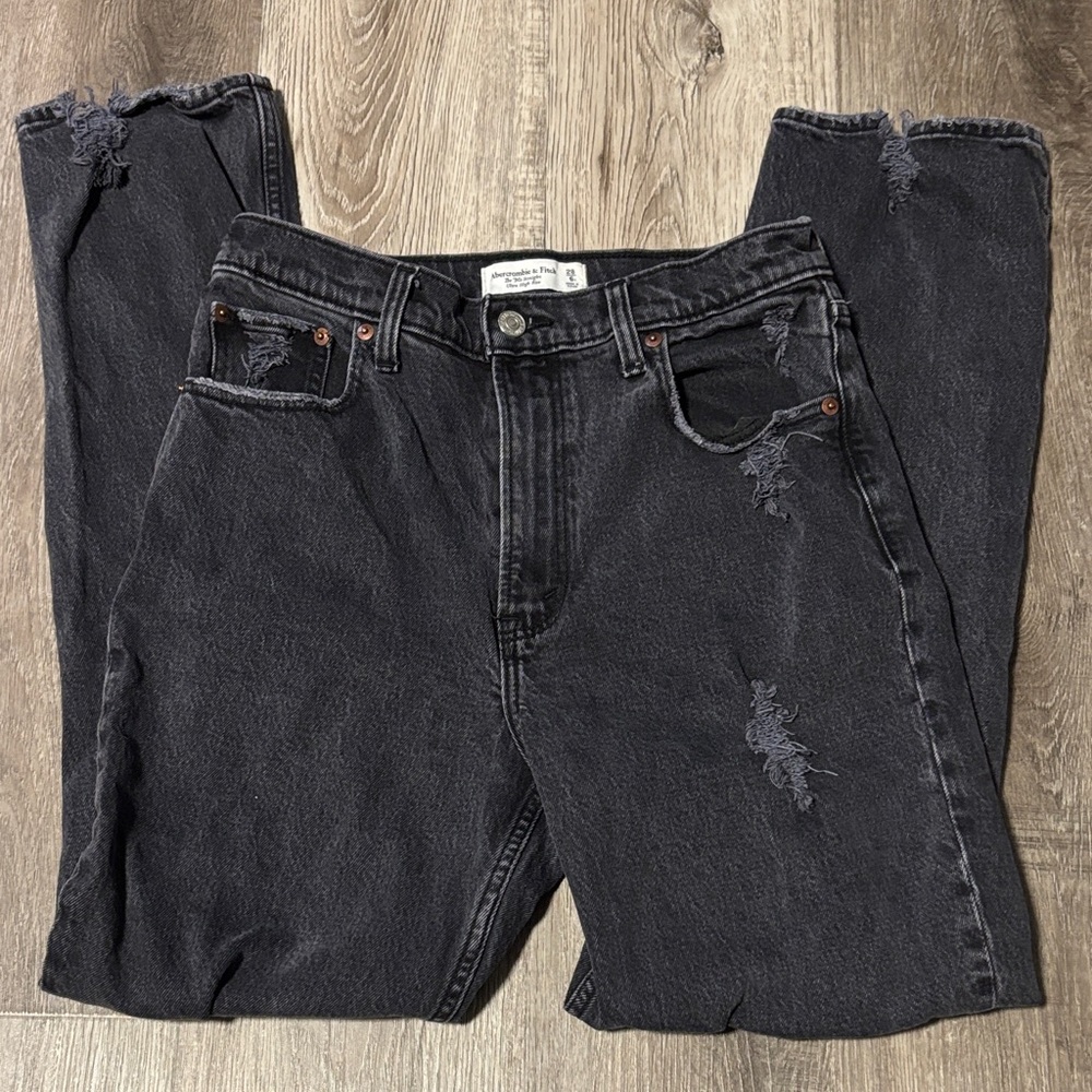 Abercrombie & Fitch 90’s Straight Ulta High Rise Woman’s size 28